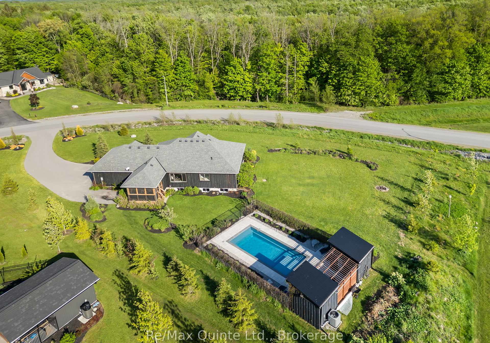 68-hiddenvalley-drive-belleville-ontario-x13206808