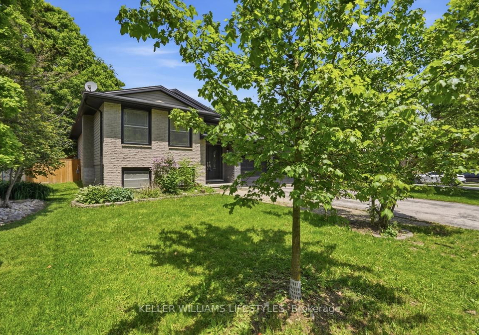 18-fairlane-crescent-london-south-ontario-x13206836