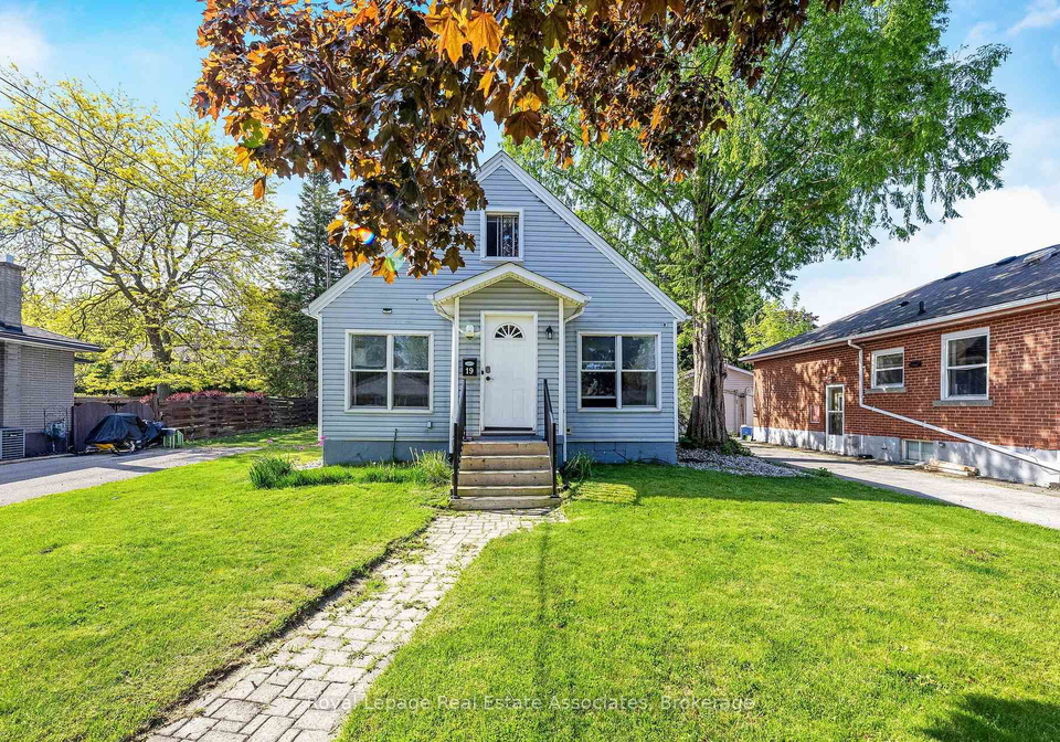 19-beaucourt-road-hamilton-ontario-x13206972