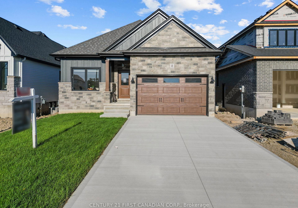 134-addison-avenue-lucan-biddulph-ontario-x13207196