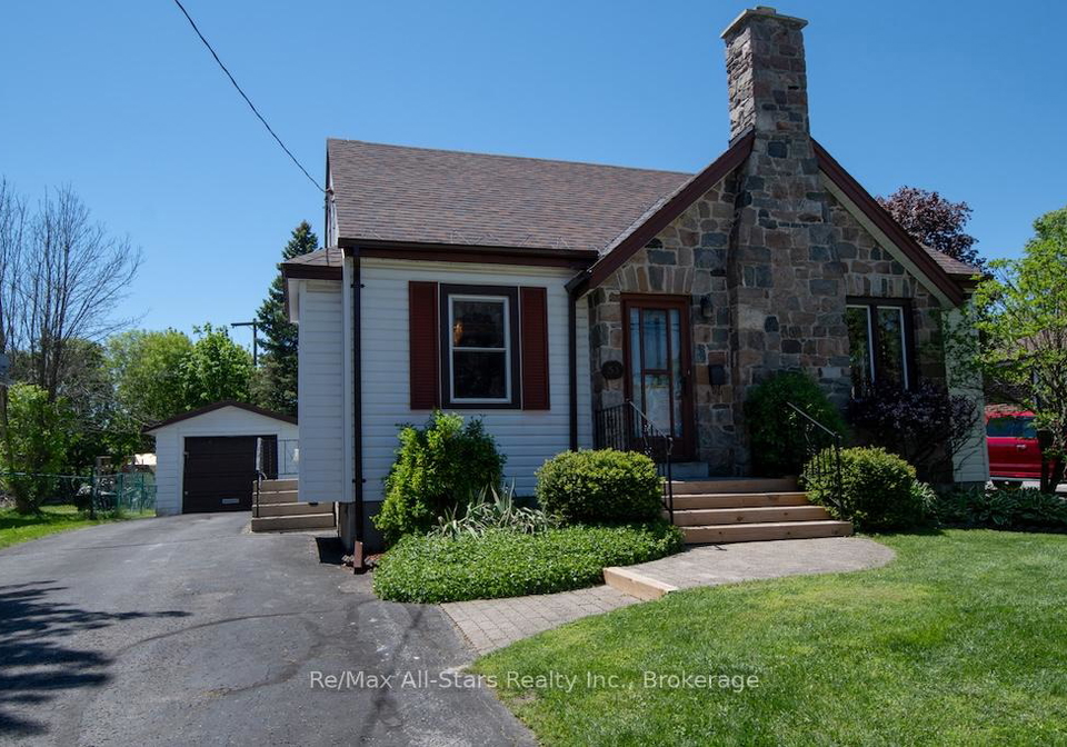 31-adelaide-street-s-kawartha-lakes-ontario-x13207274