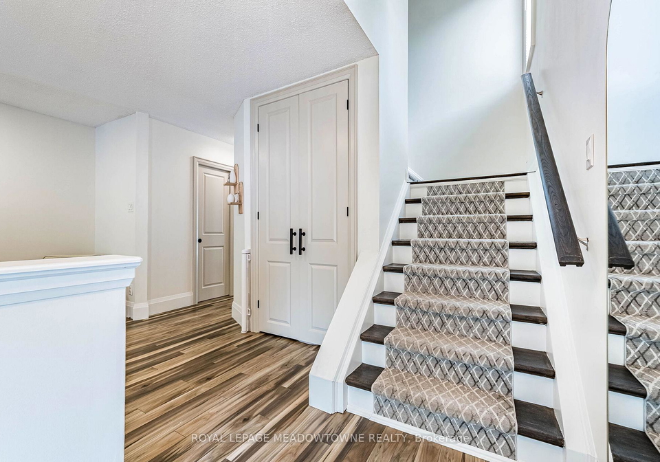 520-pineview-gardens-shelburne-ontario-x13207422
