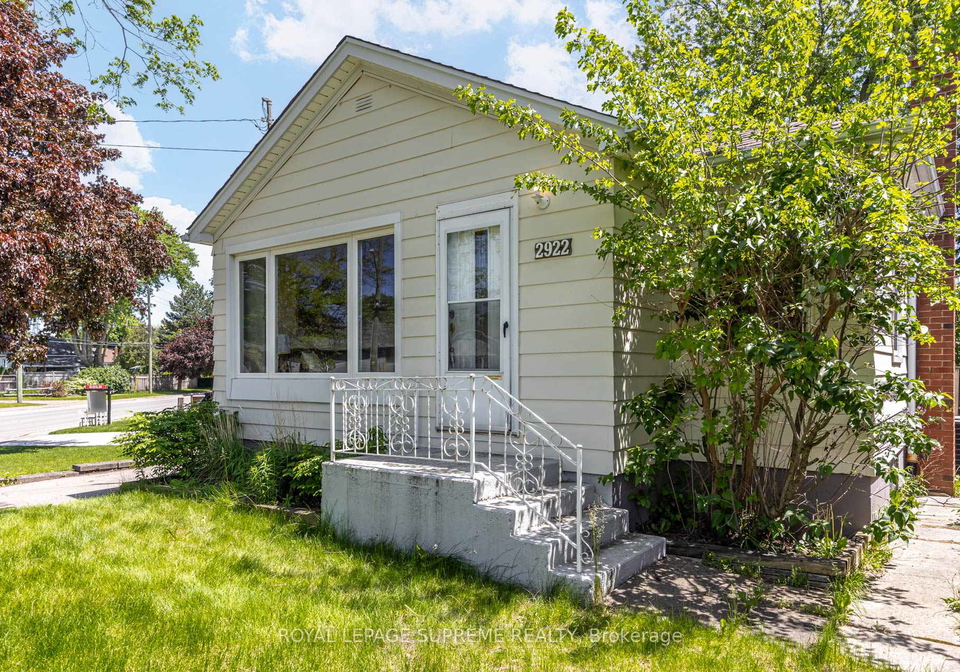 2922-portage-road-niagara-falls-ontario-x13207516