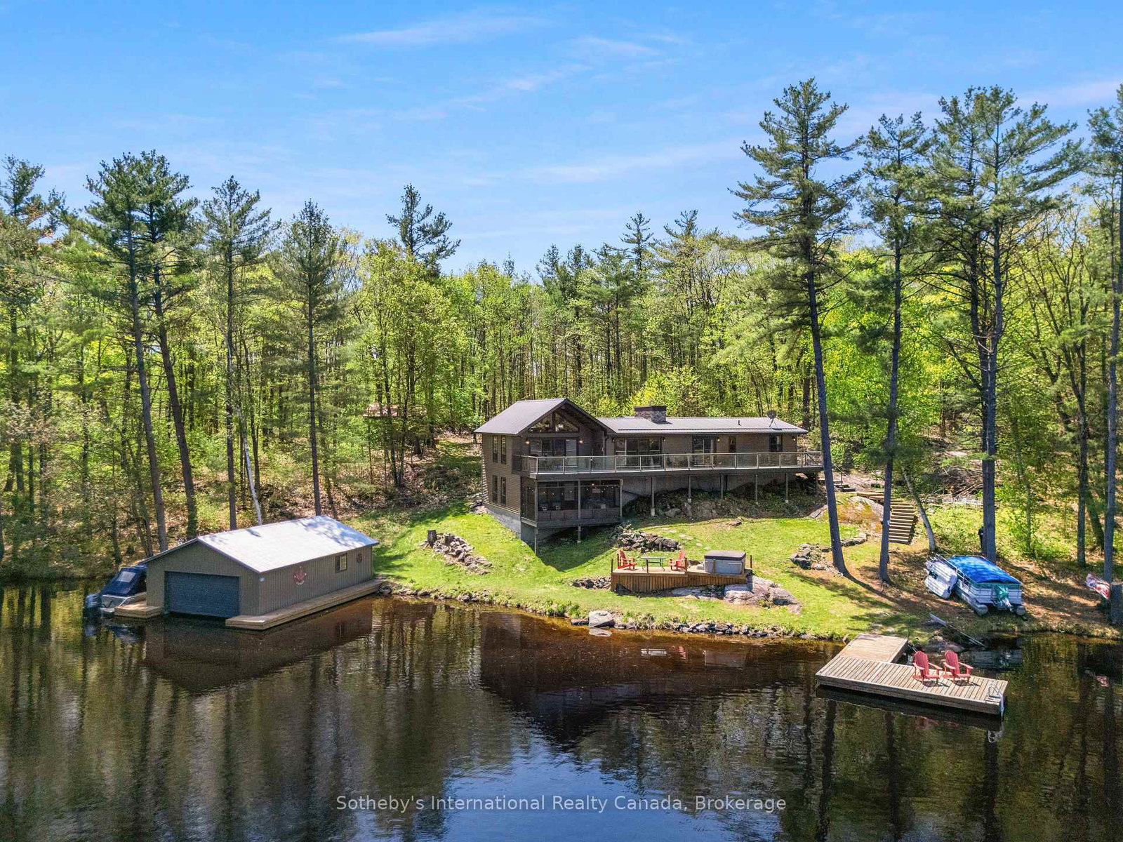 4280-go-home-lake-shore-georgian-bay-ontario-x13207582