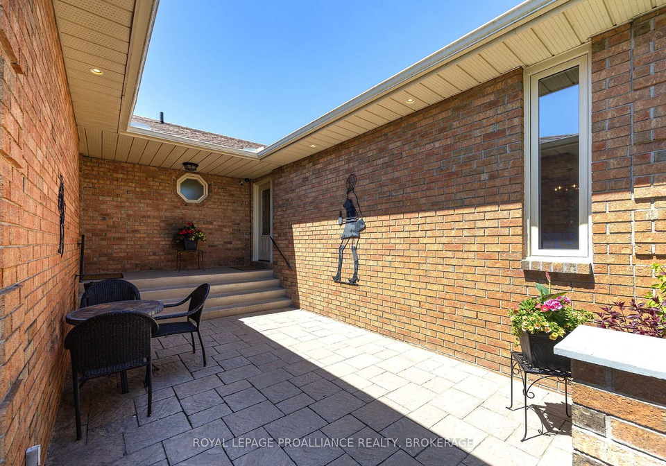 1423-cottsmere-court-kingston-ontario-x13207606