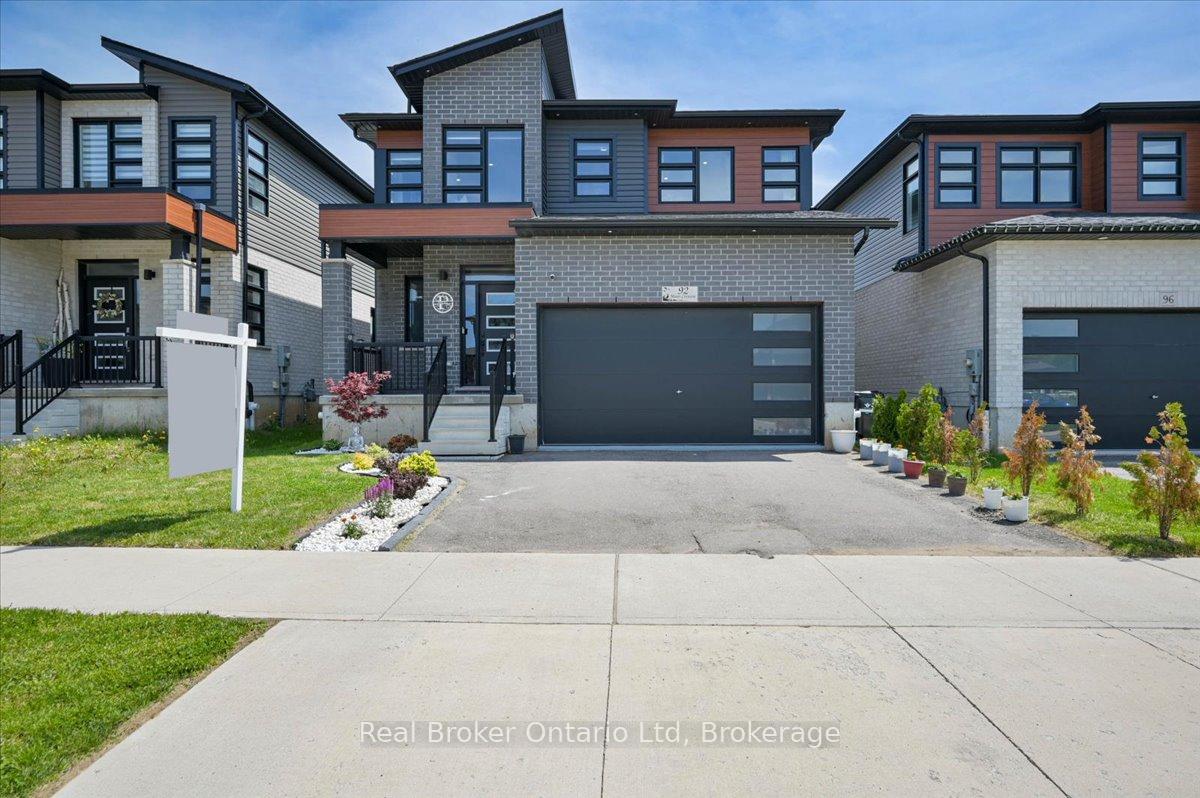 92-moon-crescent-cambridge-ontario-x13207622