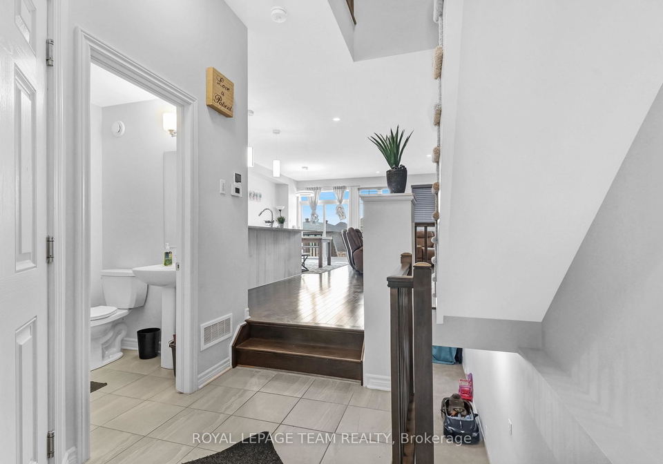 310-kanashtage-terrace-ottawa-ontario-x13207782