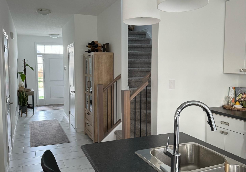 1756-finley-crescent-london-north-ontario-x13207868