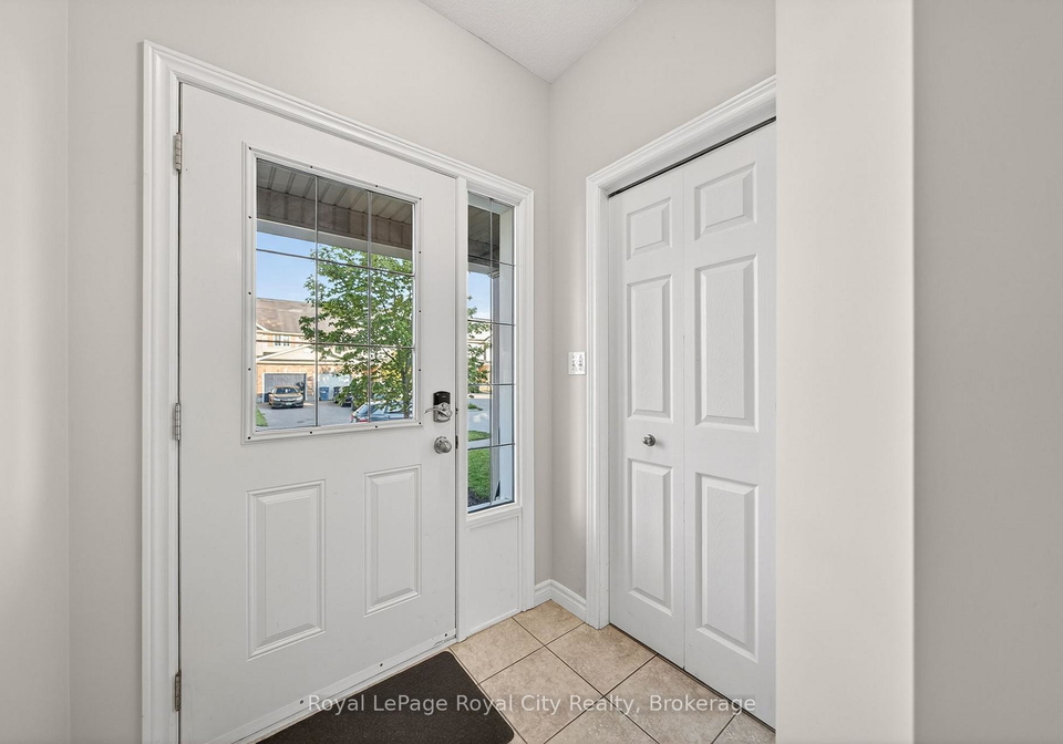 12-clough-crescent-guelph-ontario-x13208008