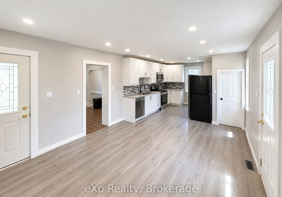 595-9th-street-hanover-ontario-x13208044