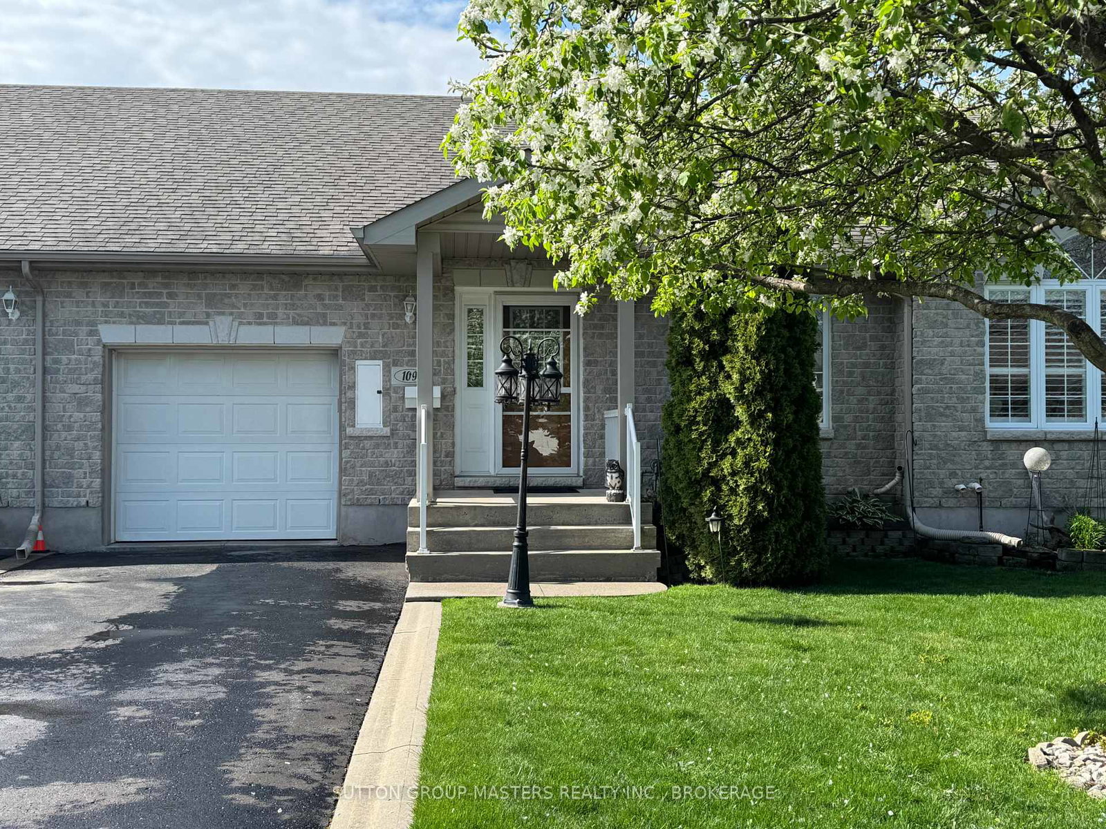 109-sheridan-street-e-kingston-ontario-x13208086