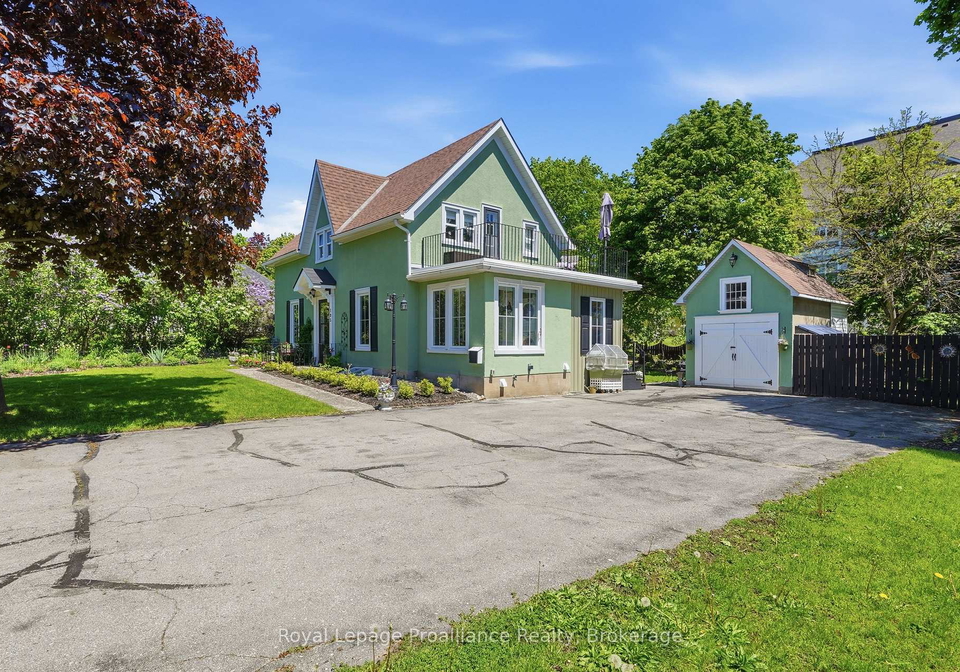195-maclellan-avenue-quinte-west-ontario-x13208132