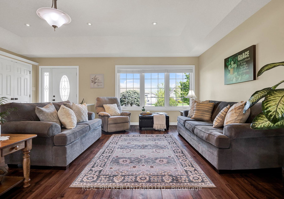 7826-colonial-drive-perth-east-ontario-x13208234