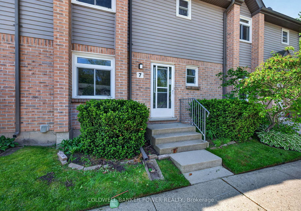 1294-byron-baseline-road-london-south-ontario-x13208268