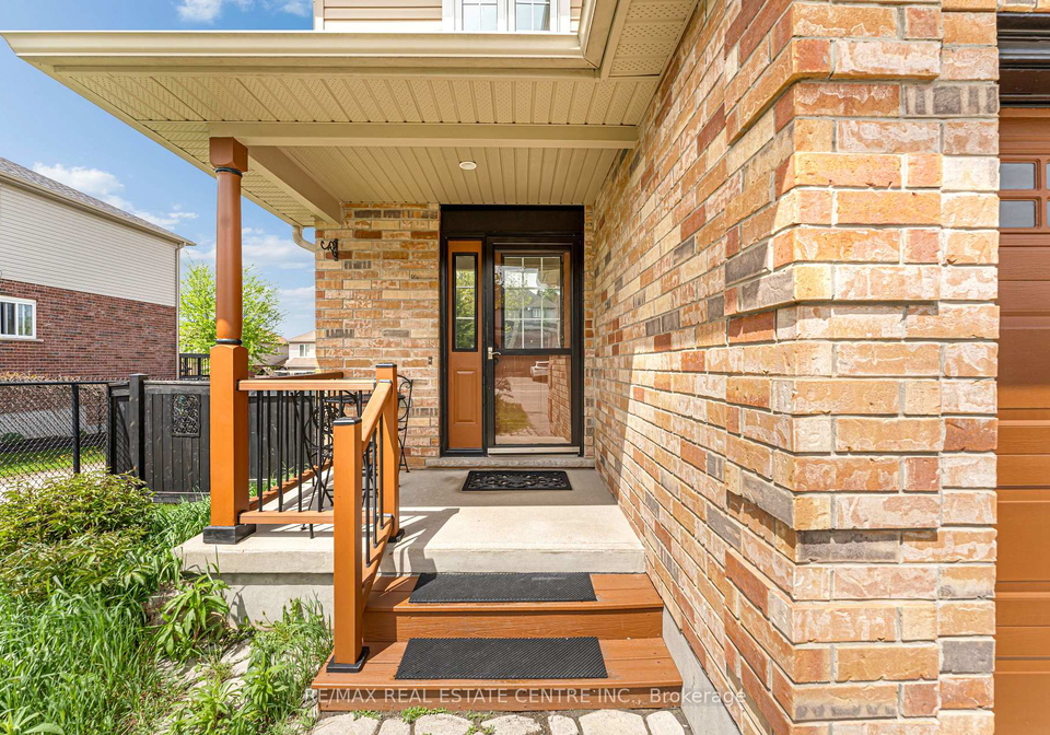 139-ferris-drive-wellesley-ontario-x13208278