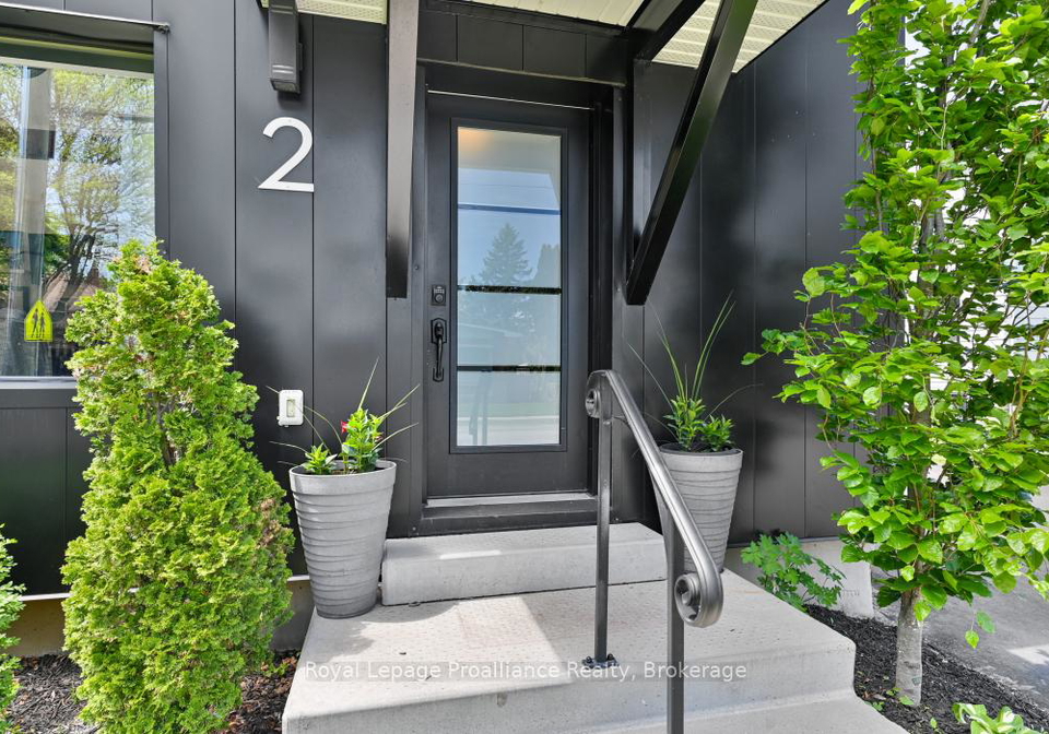 2-howard-street-belleville-ontario-x13208454