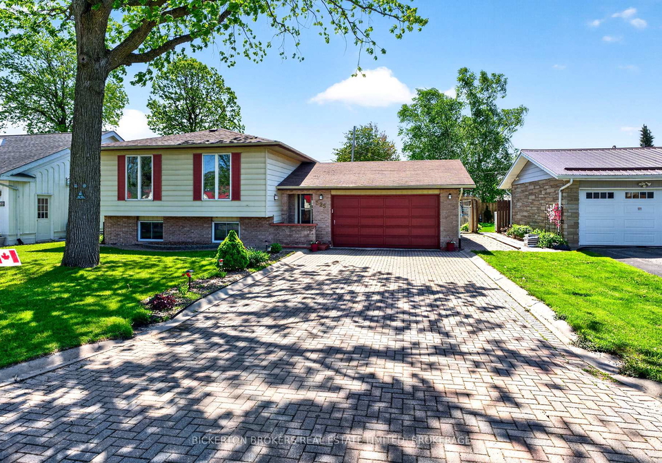 525-e-pine-street-e-gananoque-ontario-x13208684