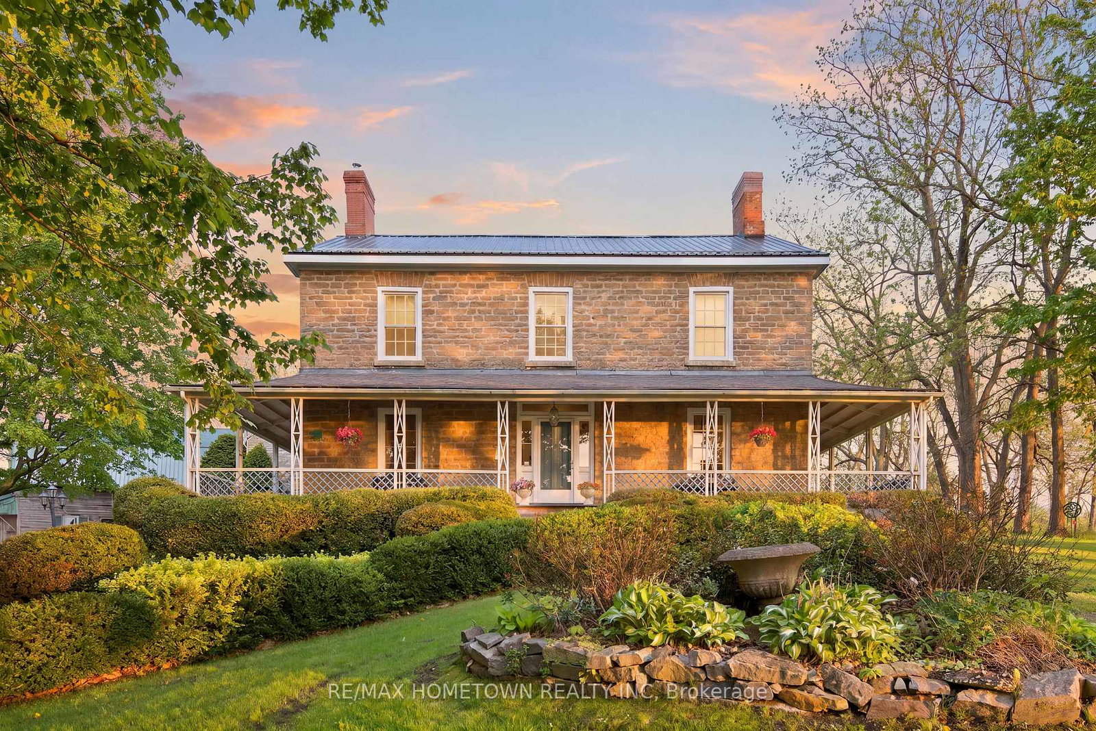 18-main-street-e-elizabethtown-kitley-ontario-x13208686
