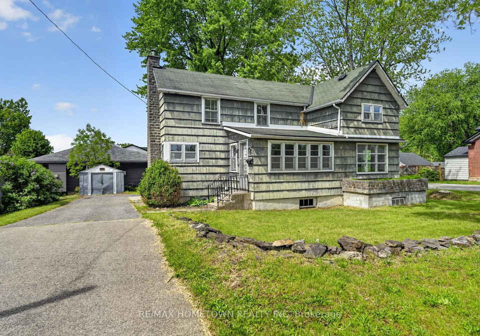40-centre-street-brockville-ontario-x13208756