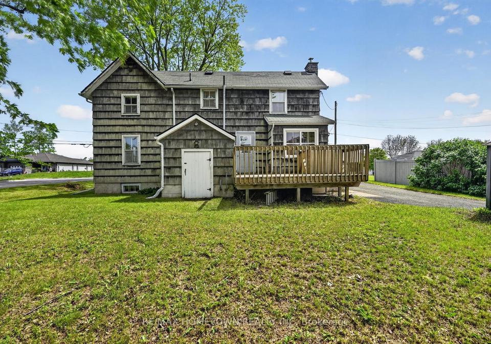 40-centre-street-brockville-ontario-x13208756