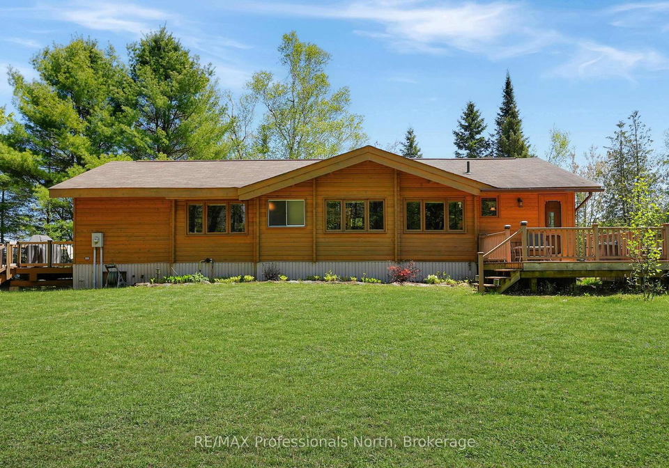 1366-hospitality-road-minden-hills-ontario-x13208804
