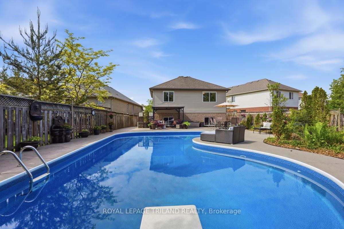 1108-pleasantview-drive-london-north-ontario-x13208852