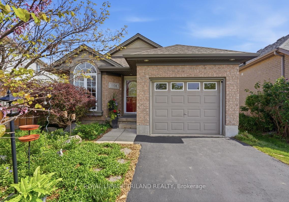 1108-pleasantview-drive-london-north-ontario-x13208852