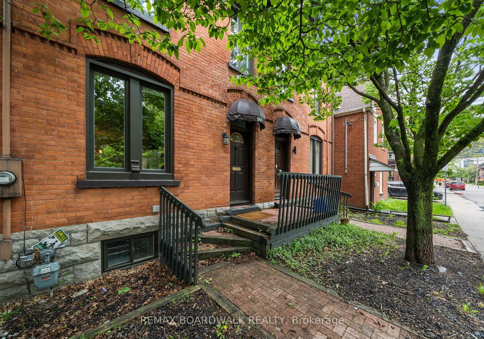 90-stewart-street-ottawa-ontario-x13208938
