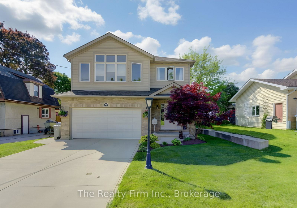 475-albert-avenue-n-north-perth-ontario-x13209082