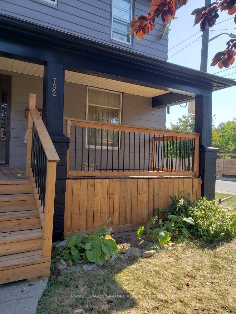 792-pierre-avenue-windsor-ontario-x13209130