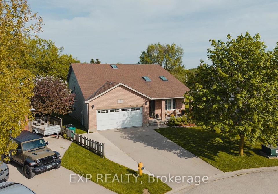 6-berdux-place-wellesley-ontario-x13209204