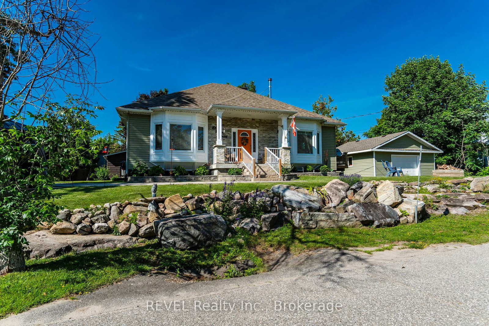 1006-river-street-muskoka-lakes-ontario-x13209248