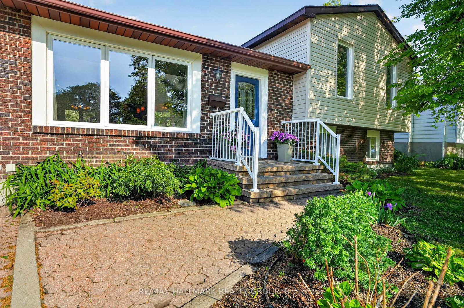 56-dallaire-crescent-ottawa-ontario-x13209268