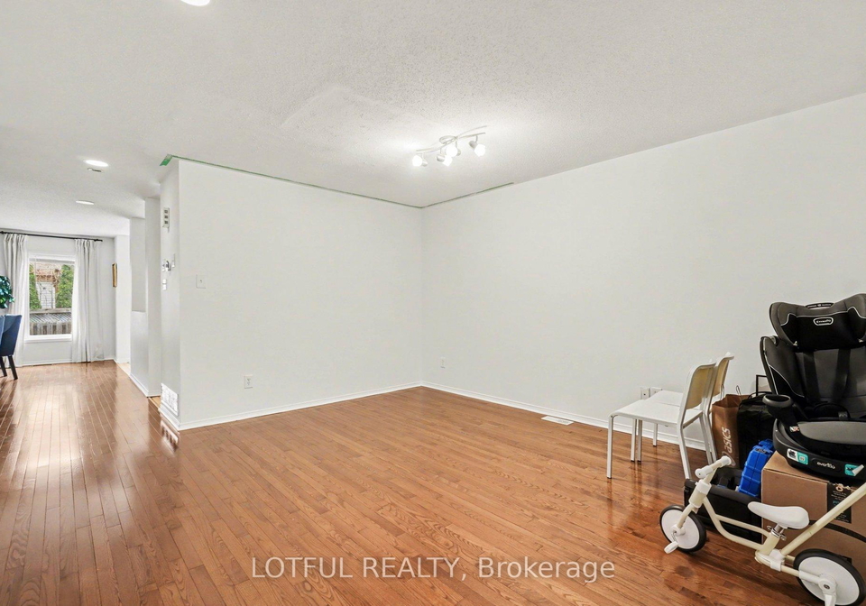3-collington-street-ottawa-ontario-x13209278