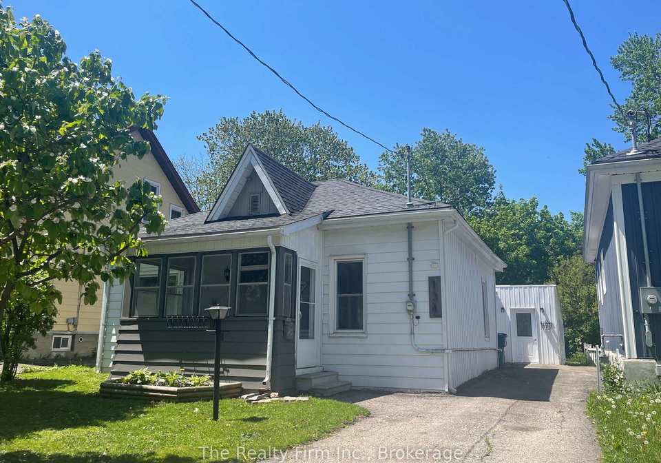 134-well-street-stratford-ontario-x13209336