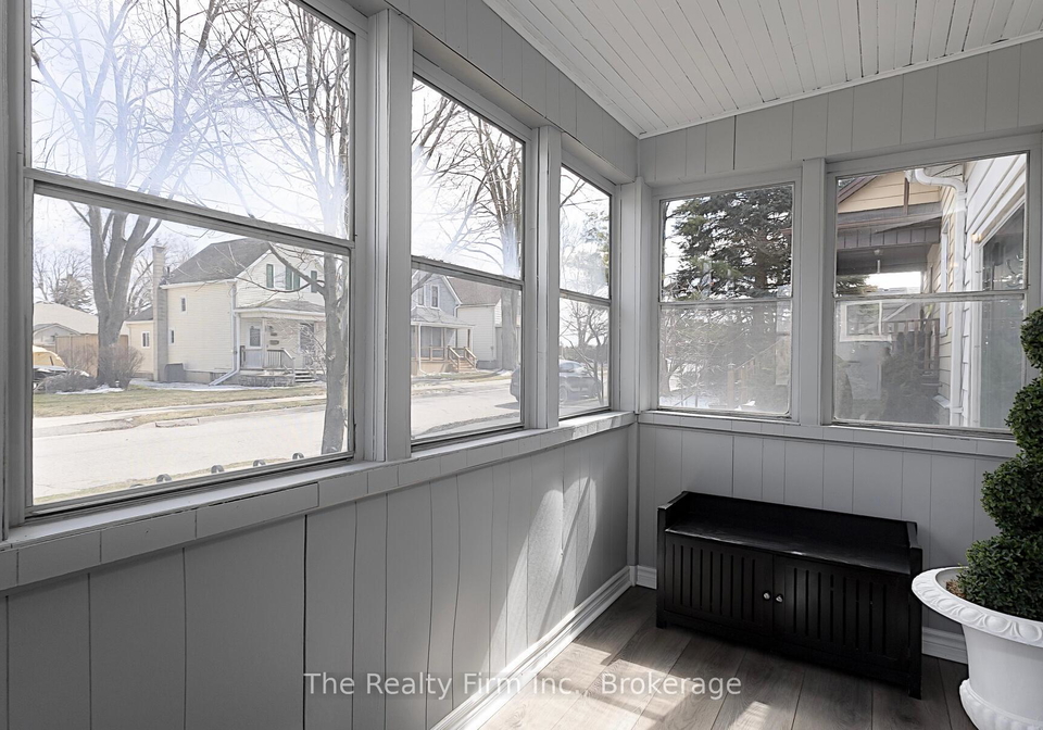 134-well-street-stratford-ontario-x13209336