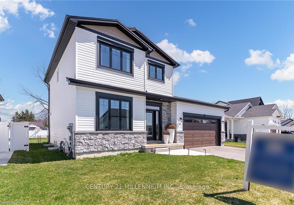 17-helen-court-central-elgin-ontario-x13209510