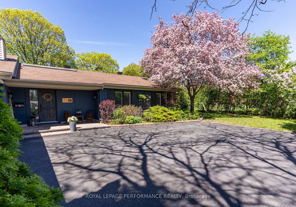 19-colley-street-ottawa-ontario-x13209668