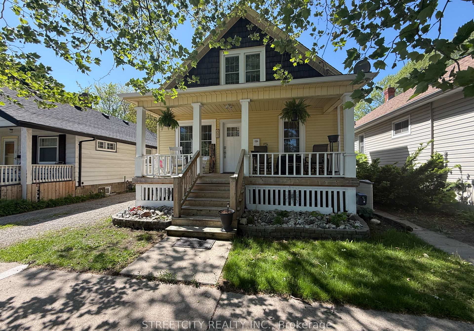 217-kathleen-avenue-sarnia-ontario-x13209764