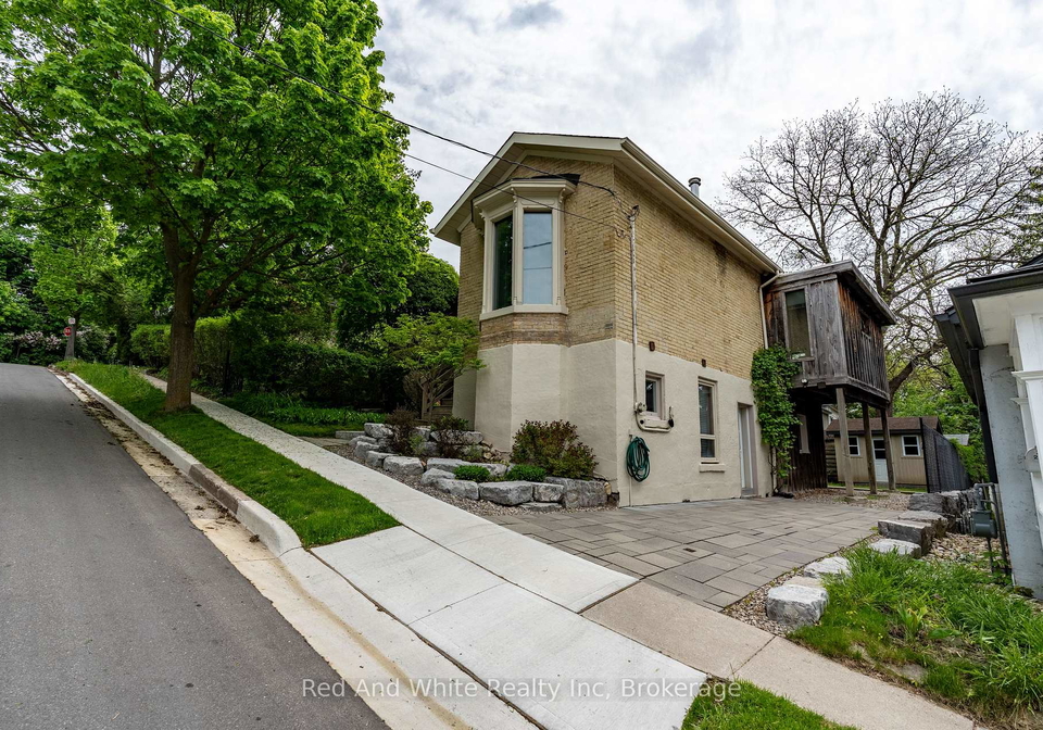 23-pearl-street-guelph-ontario-x13209774