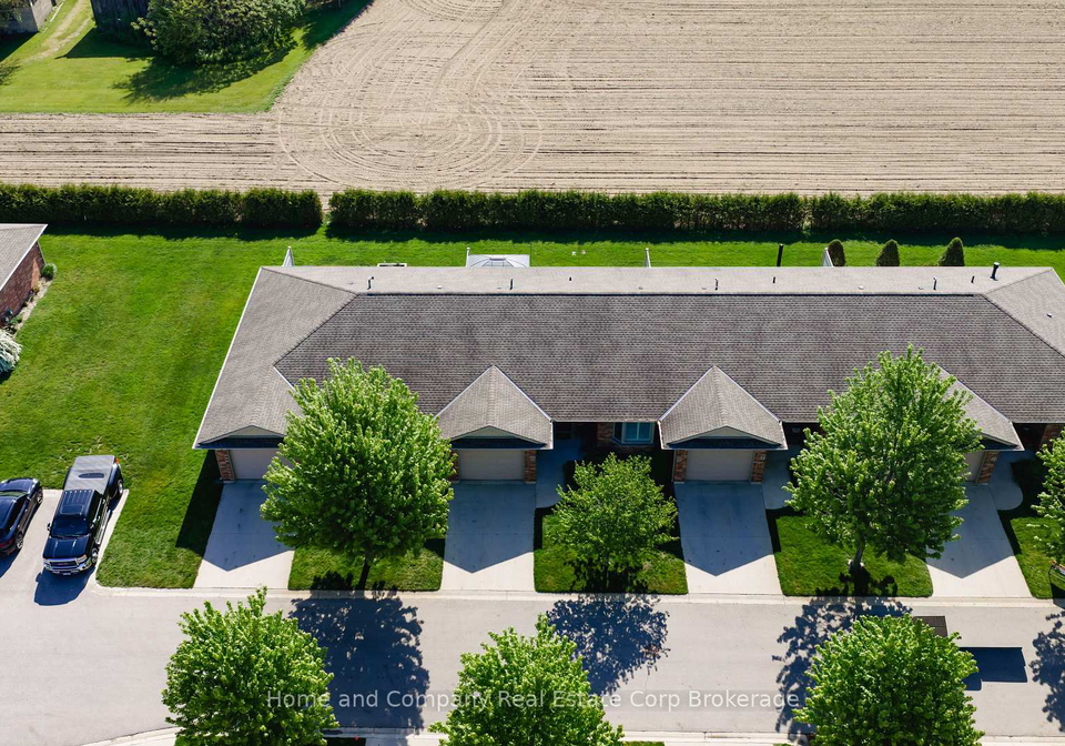 11-bayfield-mews-lane-bluewater-ontario-x13209858