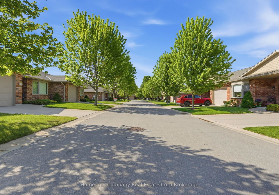 11-bayfield-mews-lane-bluewater-ontario-x13209858