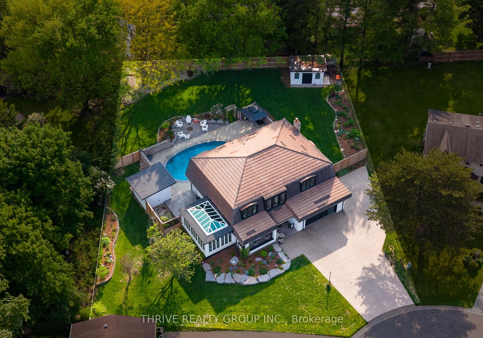 137-sherwood-place-thames-centre-ontario-x13210048