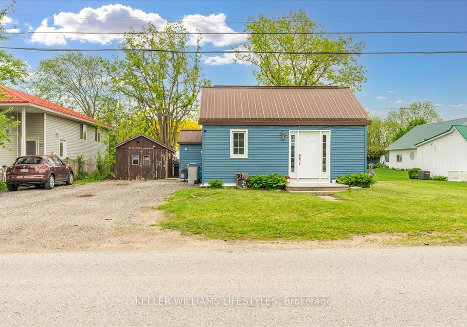 30-queen-street-w-lambton-shores-ontario-x13210174