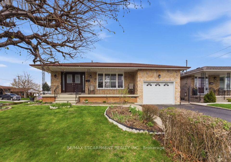 68-nugent-drive-hamilton-ontario-x13210266