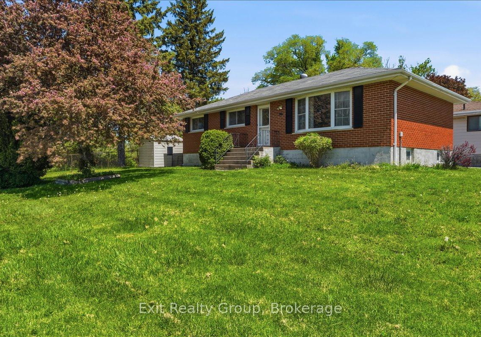 261-byron-street-quinte-west-ontario-x13210358