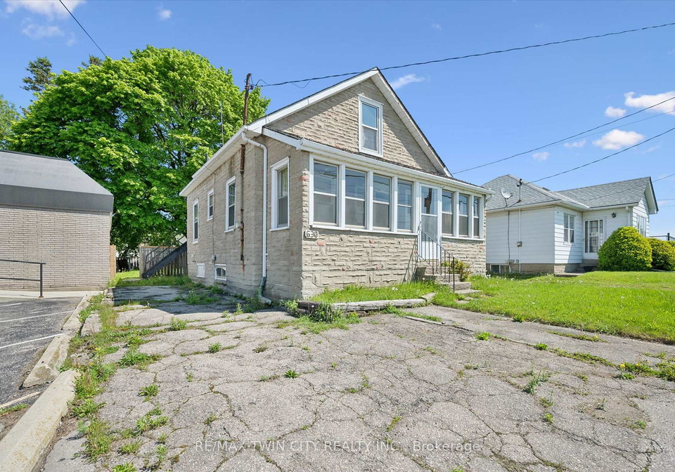 630-main-street-e-cambridge-ontario-x13210428