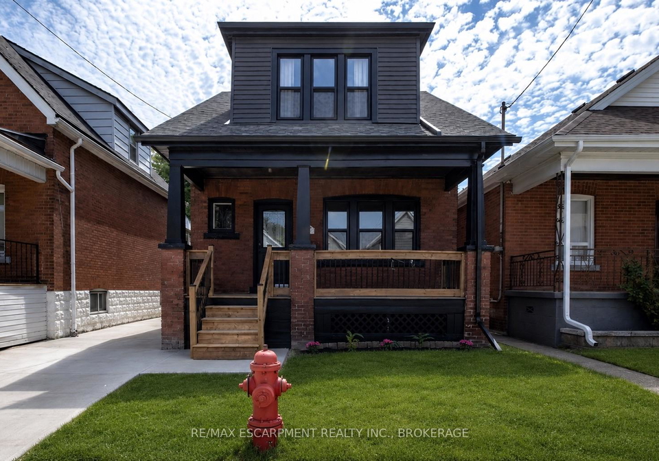 106-grosvenor-avenue-n-hamilton-ontario-x13210556