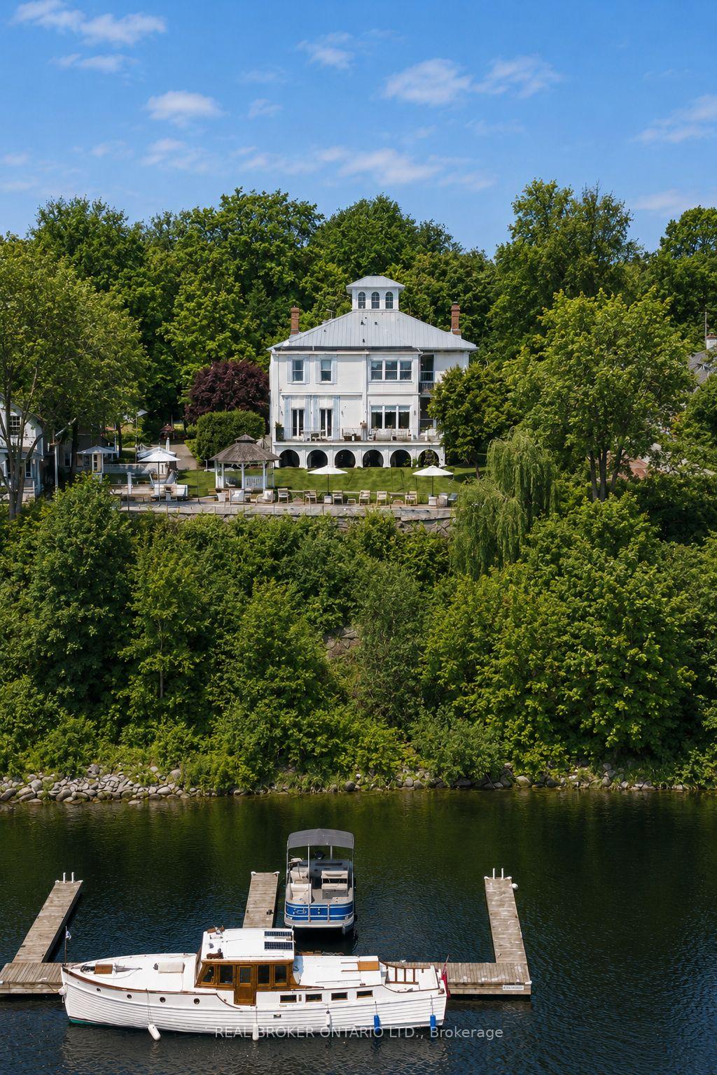346-picton-main-street-prince-edward-county-ontario-x13210570