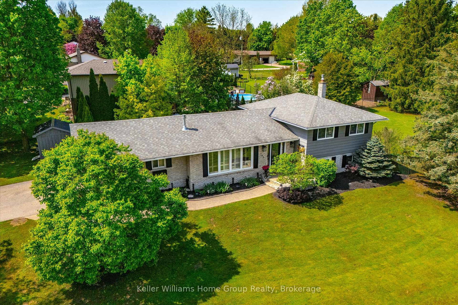 745-blair-street-centre-wellington-ontario-x13210632